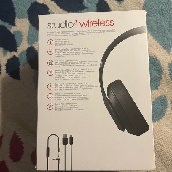 Beats Studio3 Wireless Headphones - (BOX ONLY) - Picture 3 of 4